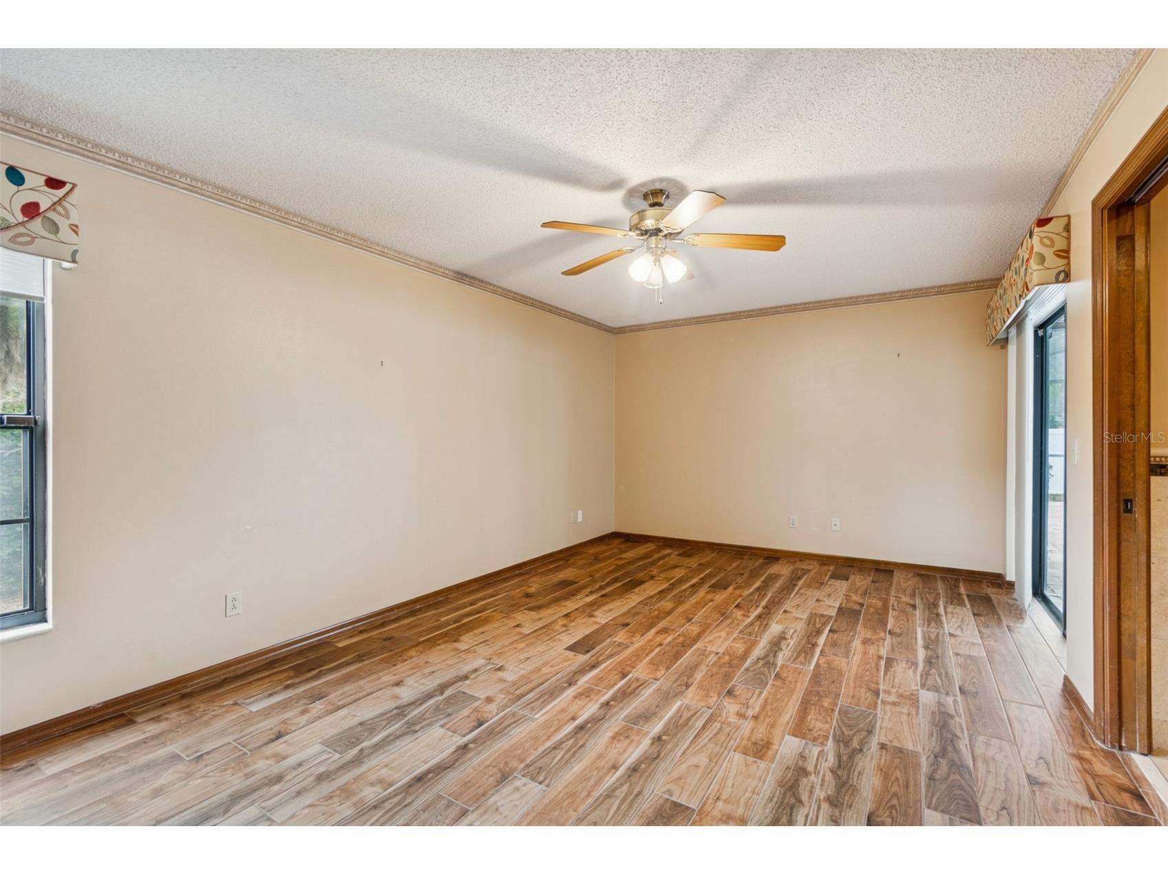 3302 Westmoreland Drive Tampa FL 33618 TB8465290 image40