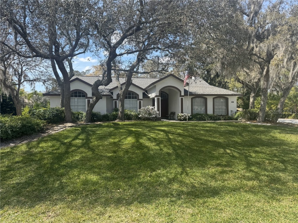 33021 Indian Woods Drive Leesburg FL 34788 G5094265 image1