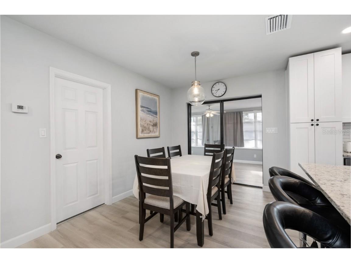 3303 32nd Street W Bradenton FL 34205 A4652461 image13