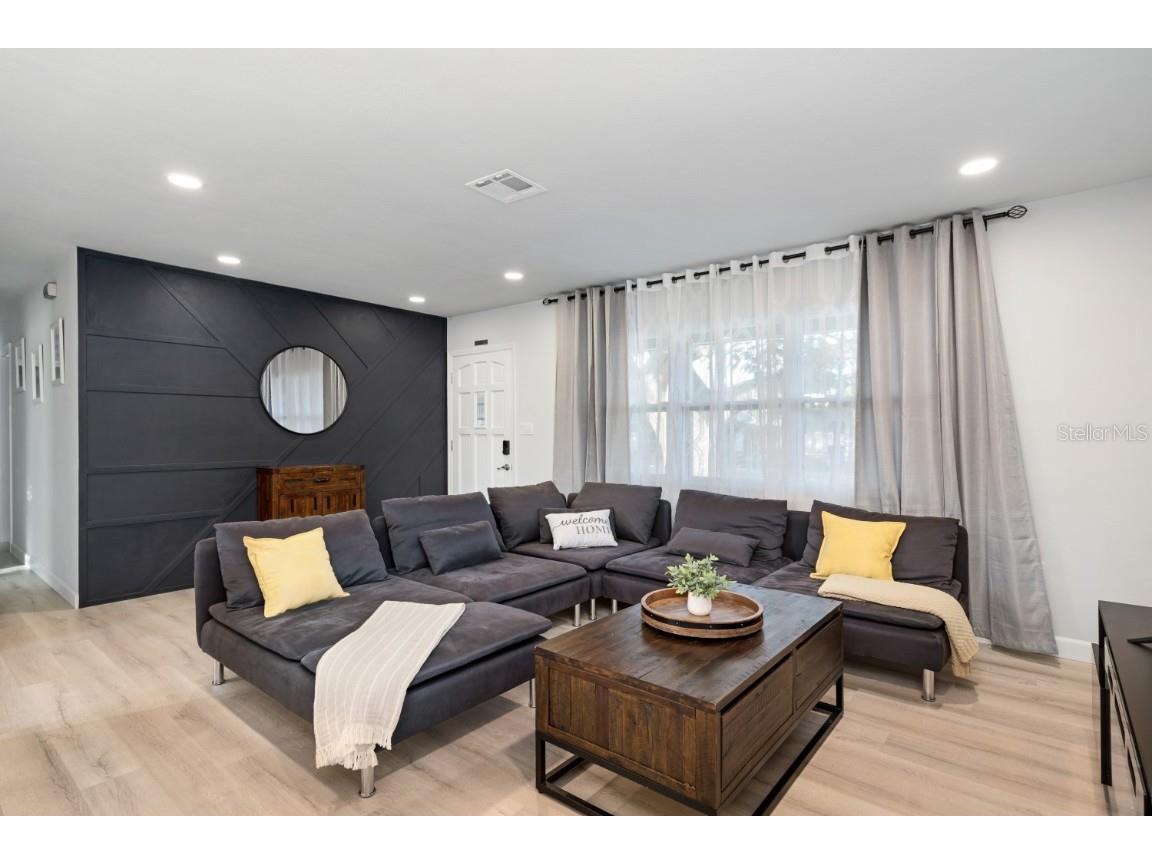 3303 32nd Street W Bradenton FL 34205 A4652461 image17