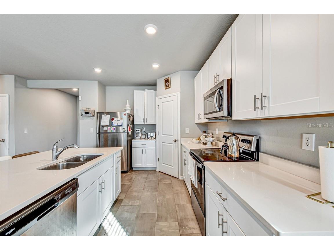 3303 Asher Moon Lane Zephyrhills FL 33540 W7880054 image12