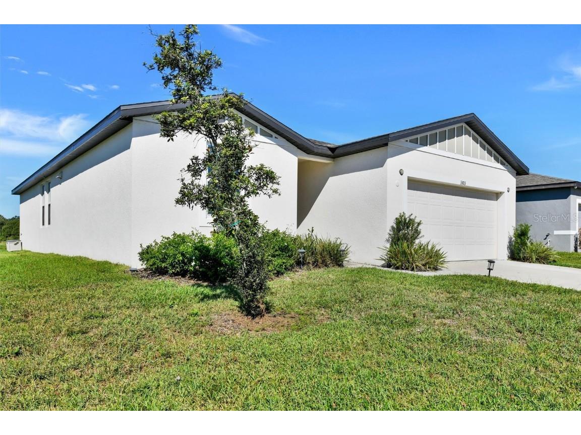 3303 Asher Moon Lane Zephyrhills FL 33540 W7880054 image2