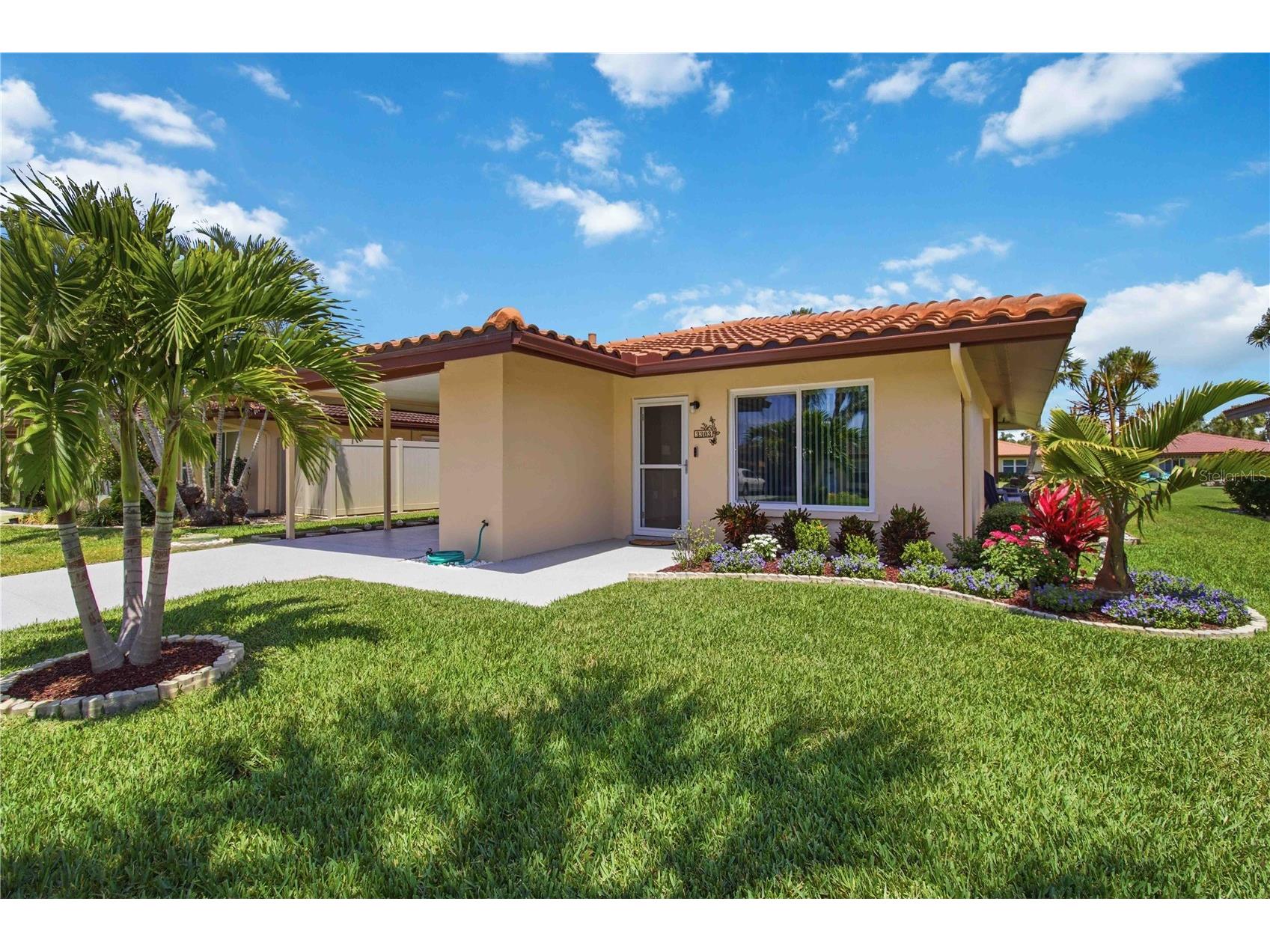 3303 Cambridge Avenue Bradenton FL 34207 D6147445 image2