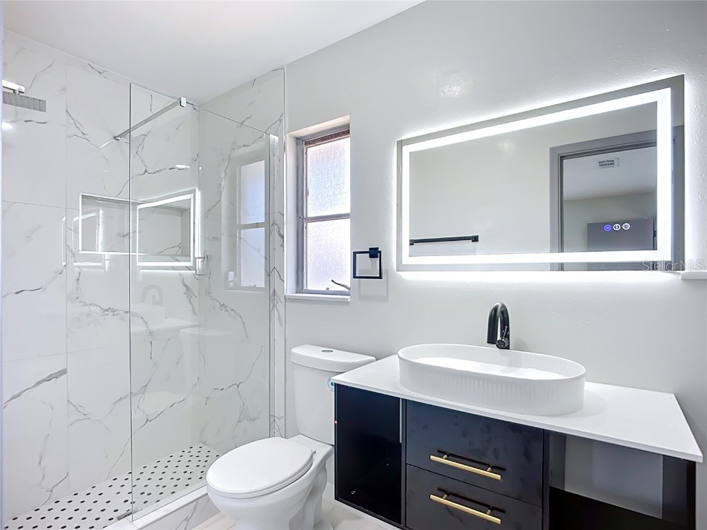 3303 Cambridge Drive W Bradenton FL 34205 A4668647 image18