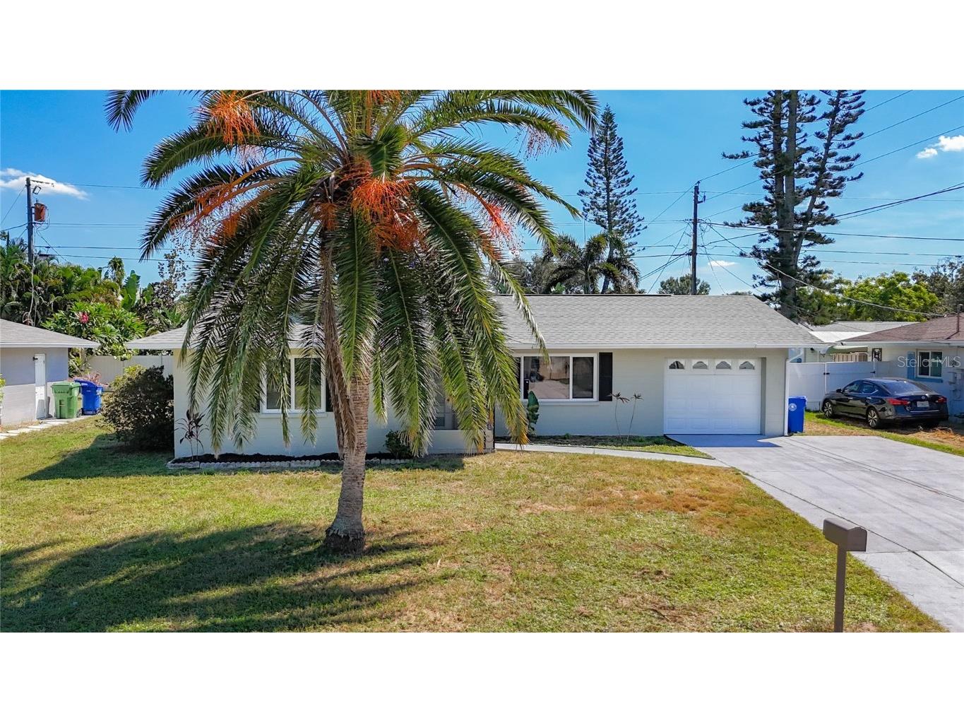 3303 Cambridge Drive W Bradenton FL 34205 A4668647 image2