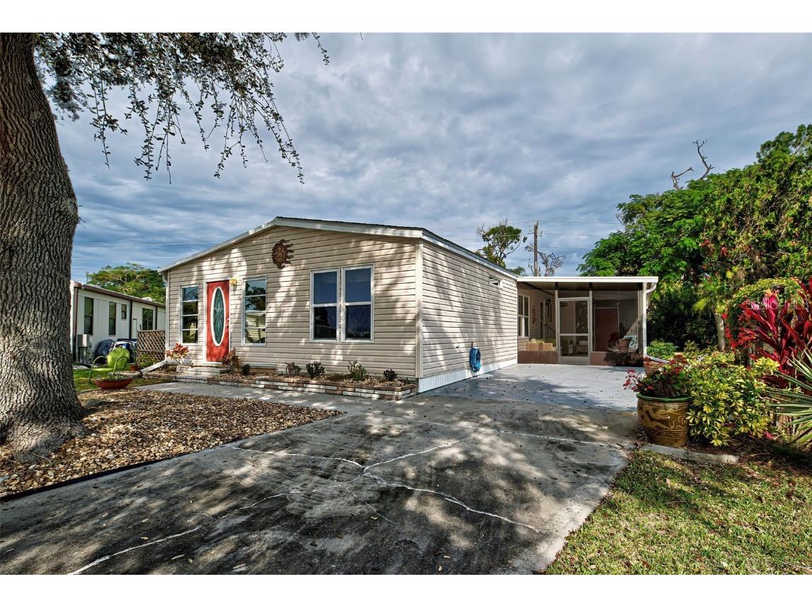 3303 Catbird Lane Englewood FL 34224 N6130182 image1