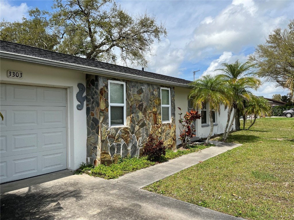3303 Ithaca Street Port Charlotte FL 33952 C7489409 image1