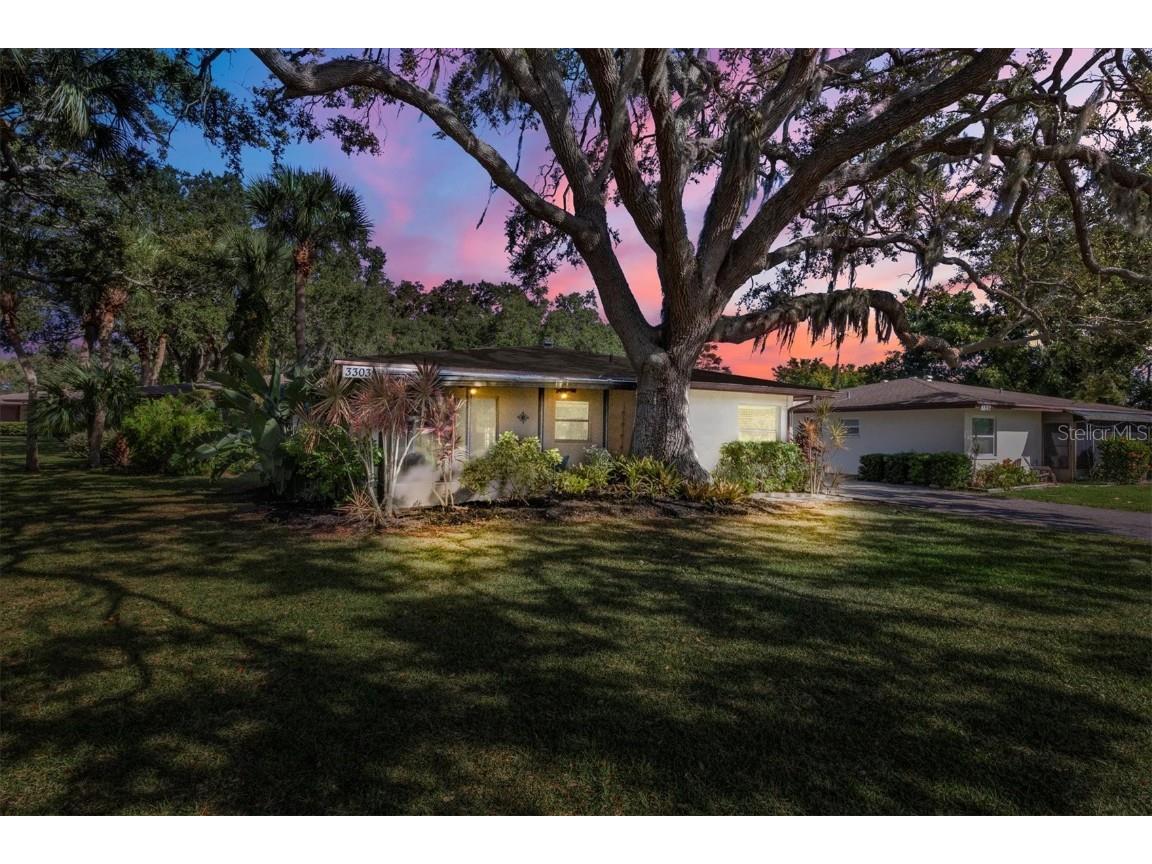 3303 Ramblewood Way Sarasota FL 34237 A4584558 image1
