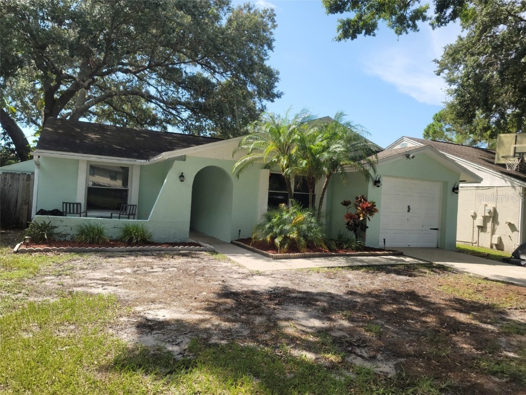 3303 Russett Drive Tampa FL 33618 T3464155 image1