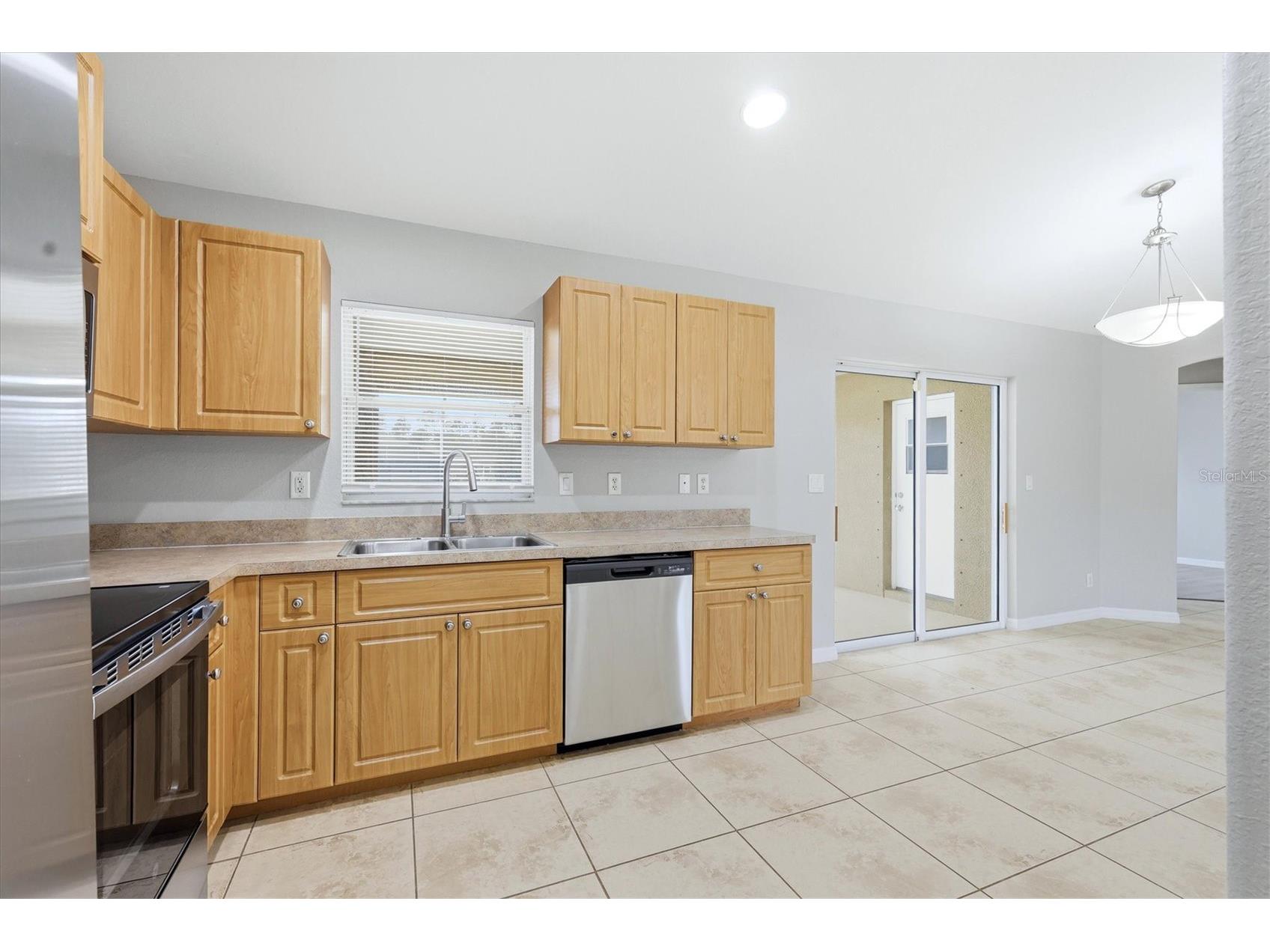 3303 Sawmill Avenue North Port FL 34286 A4692294 image18