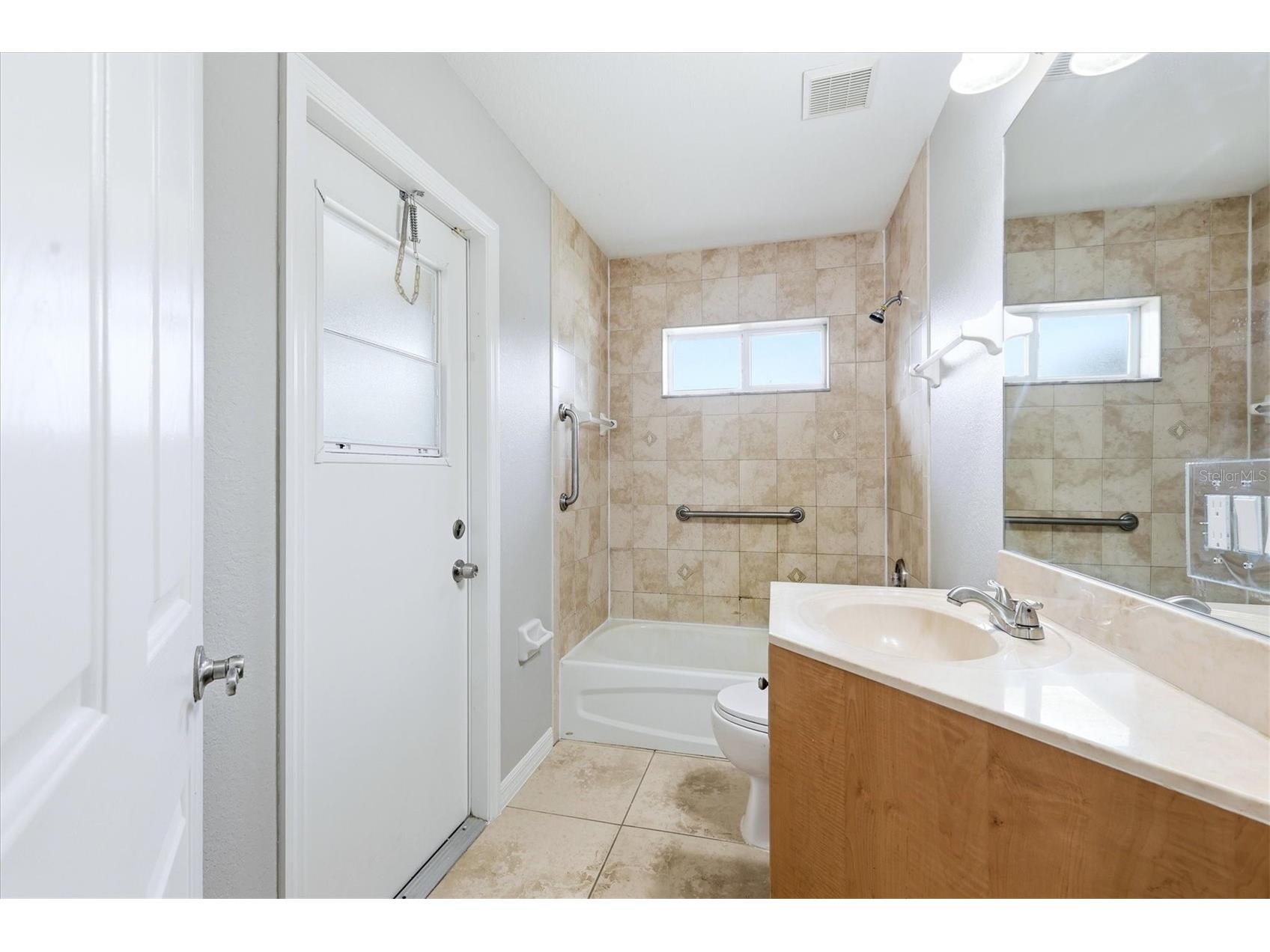 3303 Sawmill Avenue North Port FL 34286 A4692294 image28