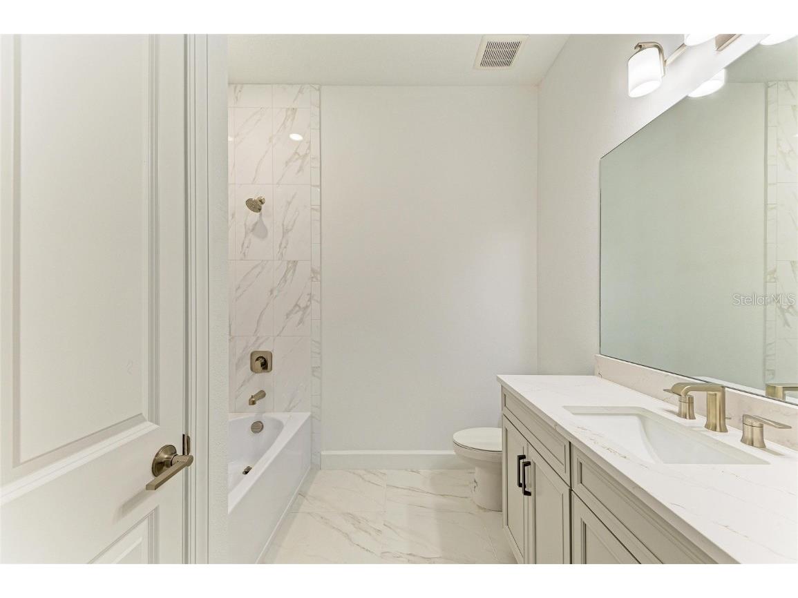 3303 Vicenza Ct Lakewood Ranch FL 34211 A4673545 image43