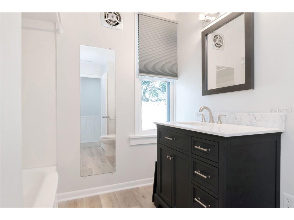 3303 W Barcelona Street #I Tampa FL 33629 TB8438097 image25