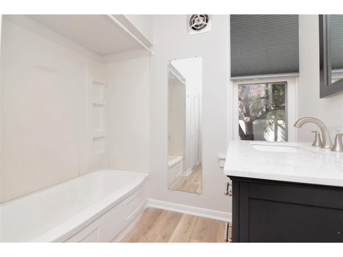 3303 W Barcelona Street #I Tampa FL 33629 TB8438097 image26