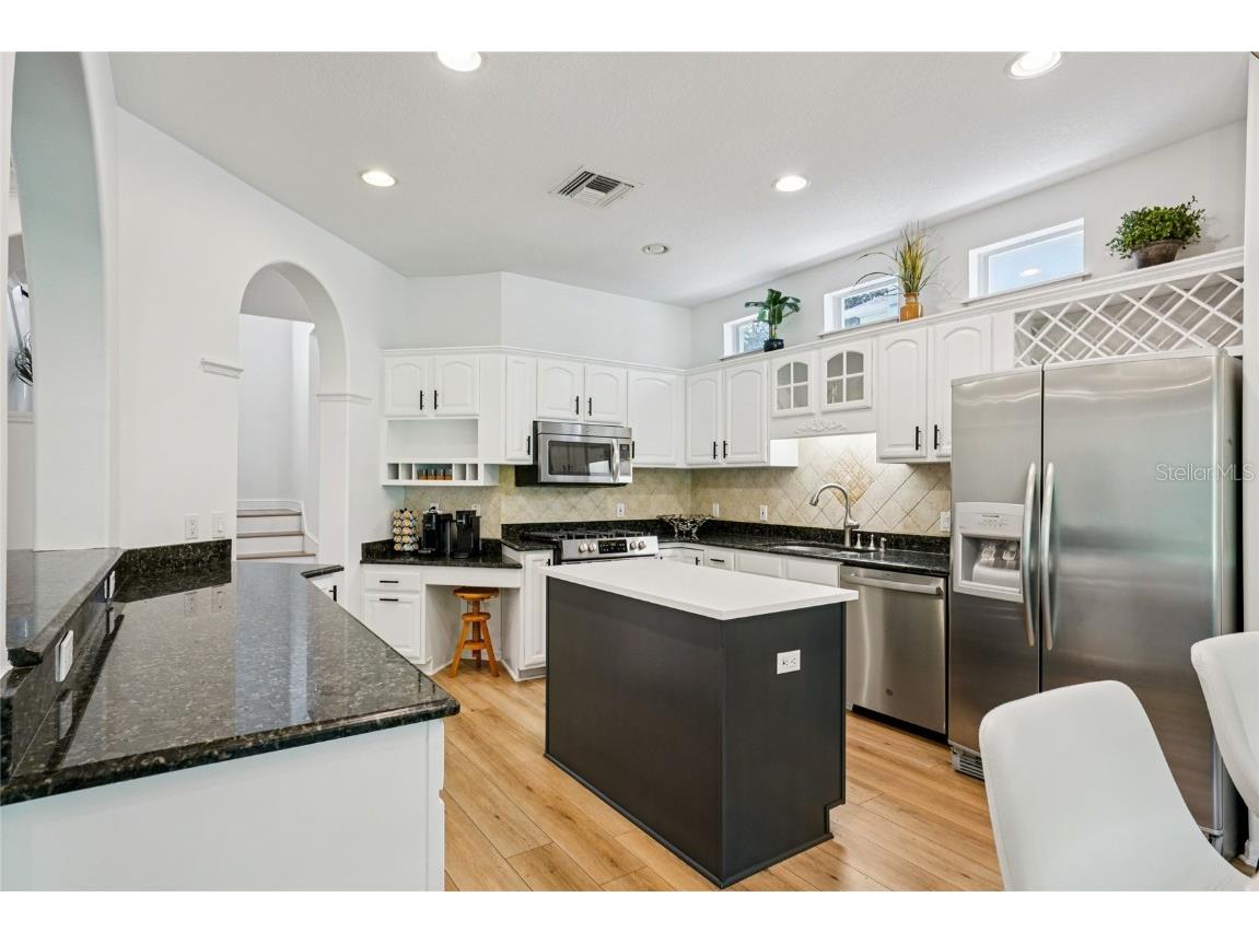 3303 W Lawn Avenue Tampa FL 33611 TB8444180 image26