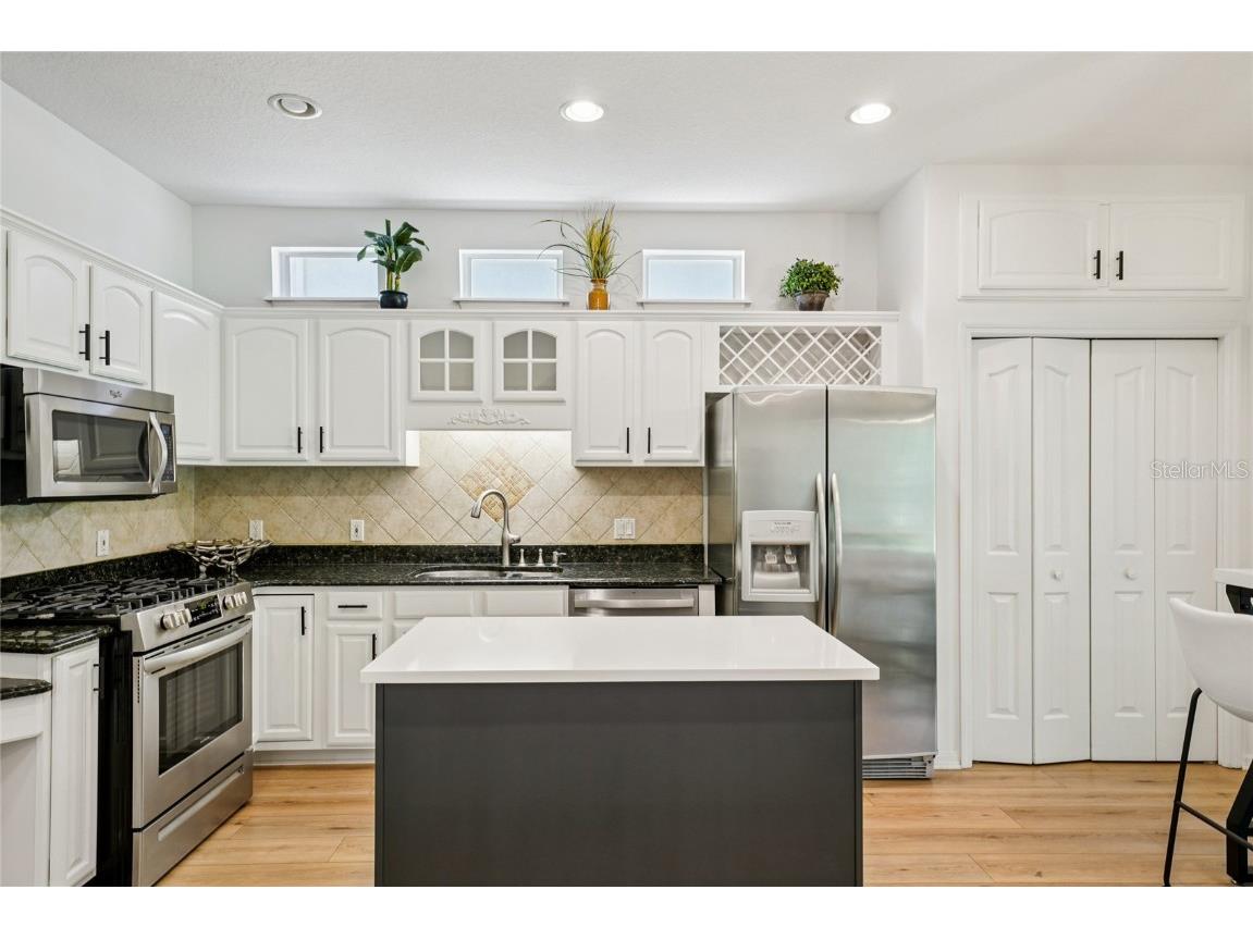 3303 W Lawn Avenue Tampa FL 33611 TB8444180 image27