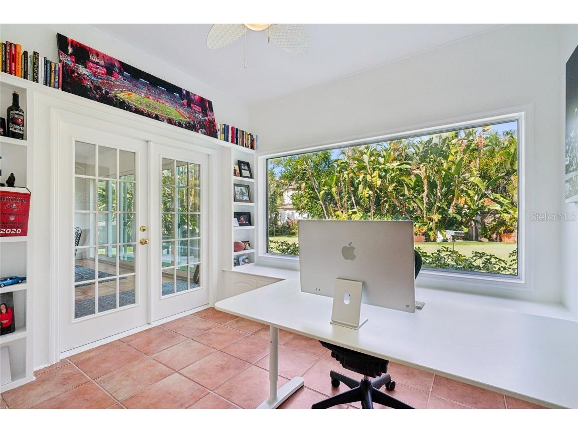 3303 W Lawn Avenue Tampa FL 33611 TB8444180 image28