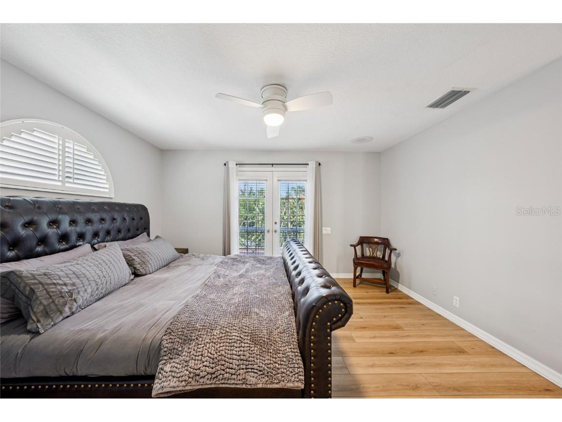 3303 W Lawn Avenue Tampa FL 33611 TB8444180 image41