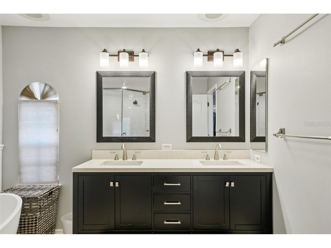 3303 W Lawn Avenue Tampa FL 33611 TB8444180 image44