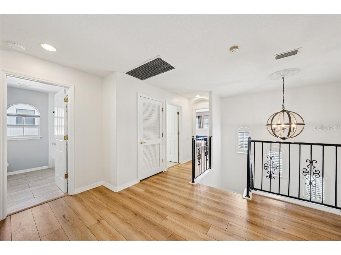 3303 W Lawn Avenue Tampa FL 33611 TB8444180 image50