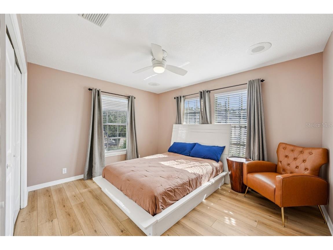 3303 W Lawn Avenue Tampa FL 33611 TB8444180 image54