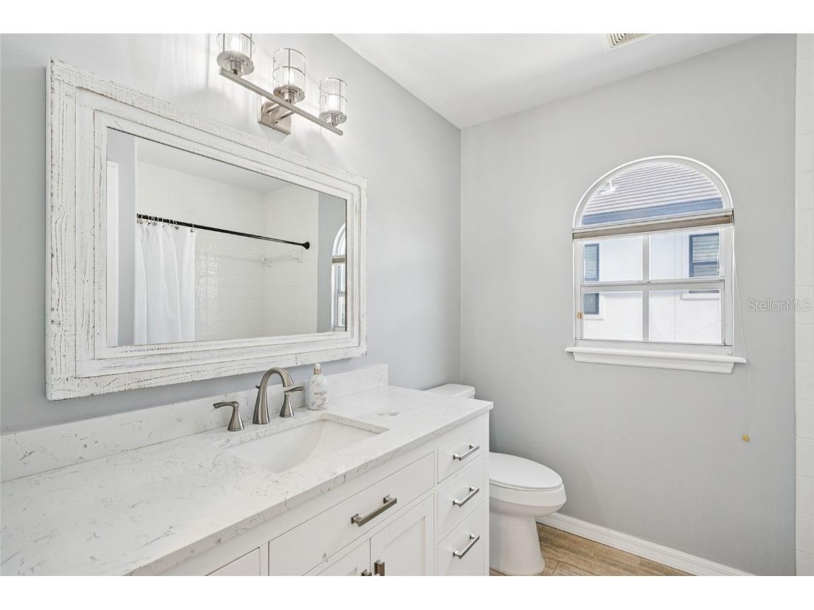 3303 W Lawn Avenue Tampa FL 33611 TB8444180 image57