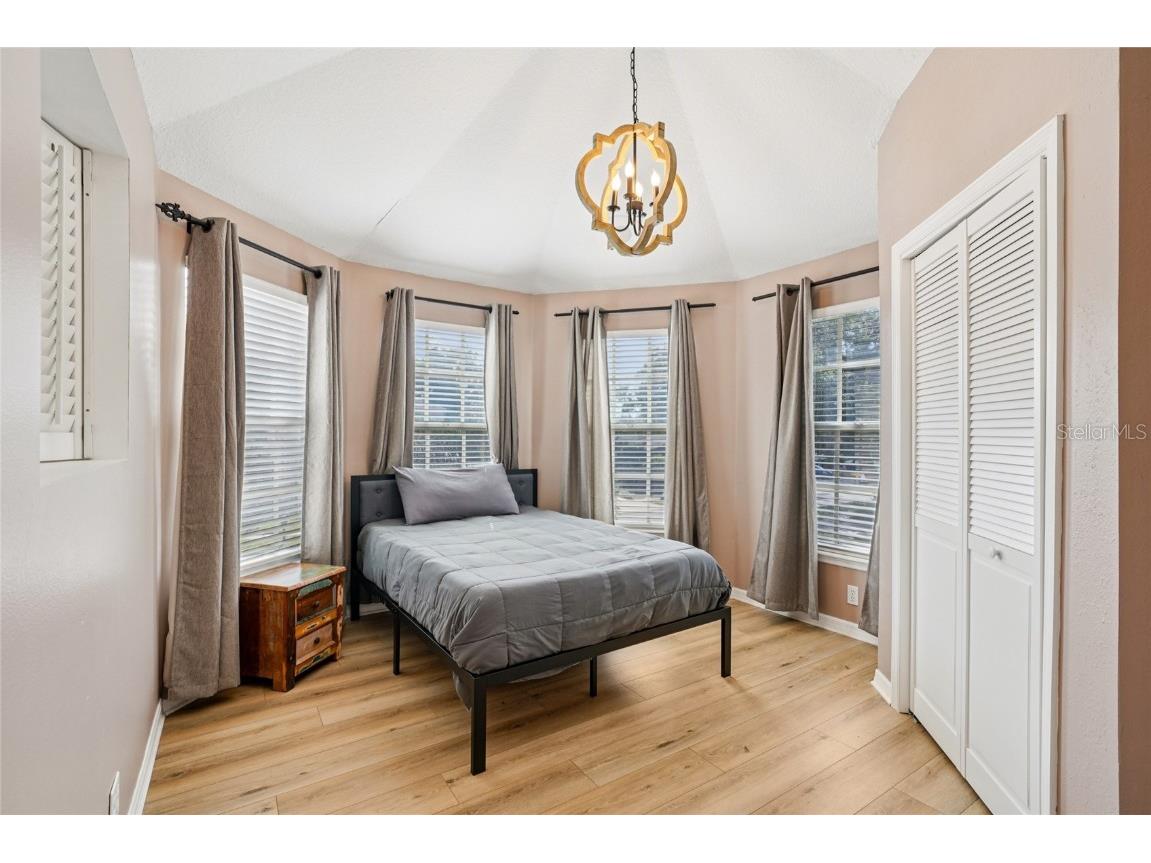 3303 W Lawn Avenue Tampa FL 33611 TB8444180 image64