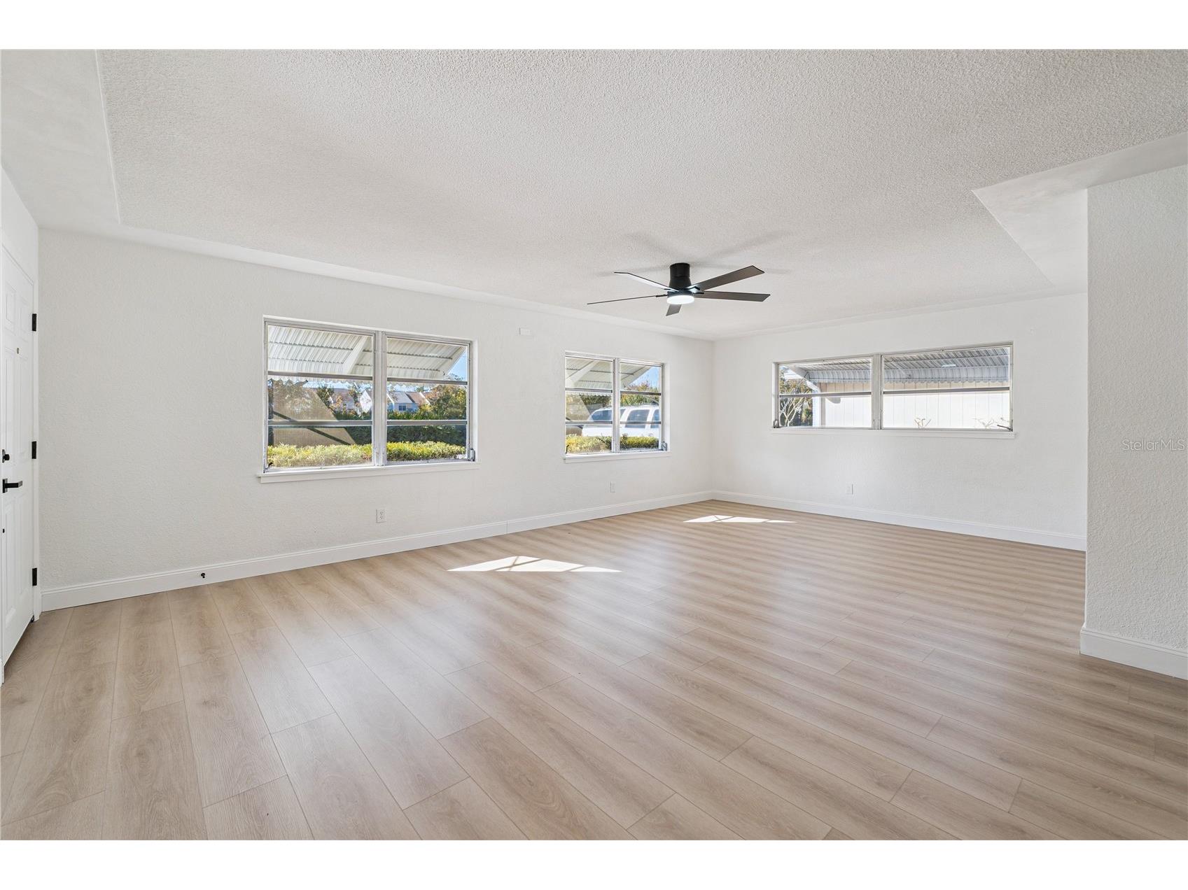 3303 W Leila Ave Tampa FL 33611 TB8475305 image24