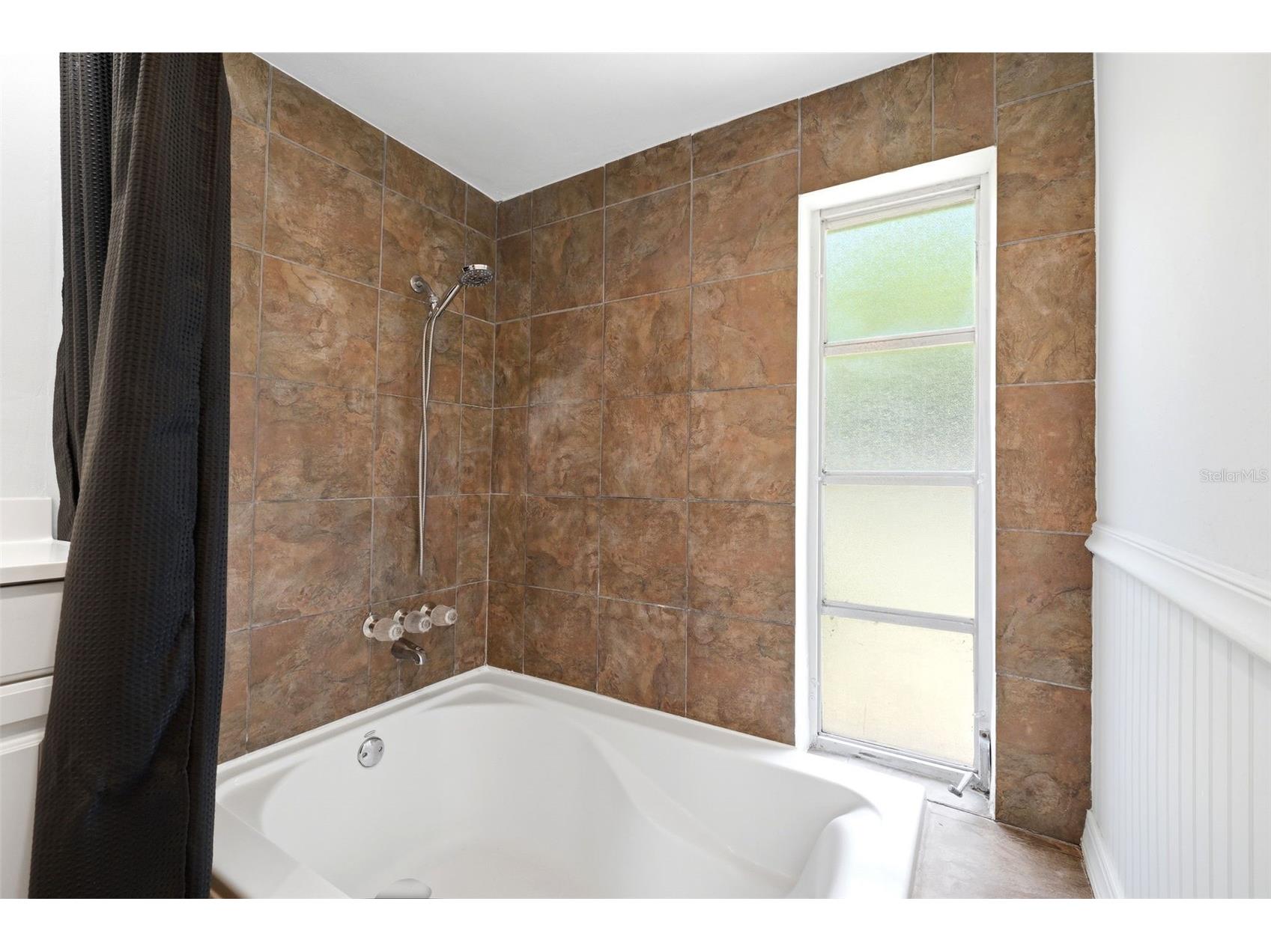 3303 Williamsburg Loop Holiday FL 34691 TB8498940 image21
