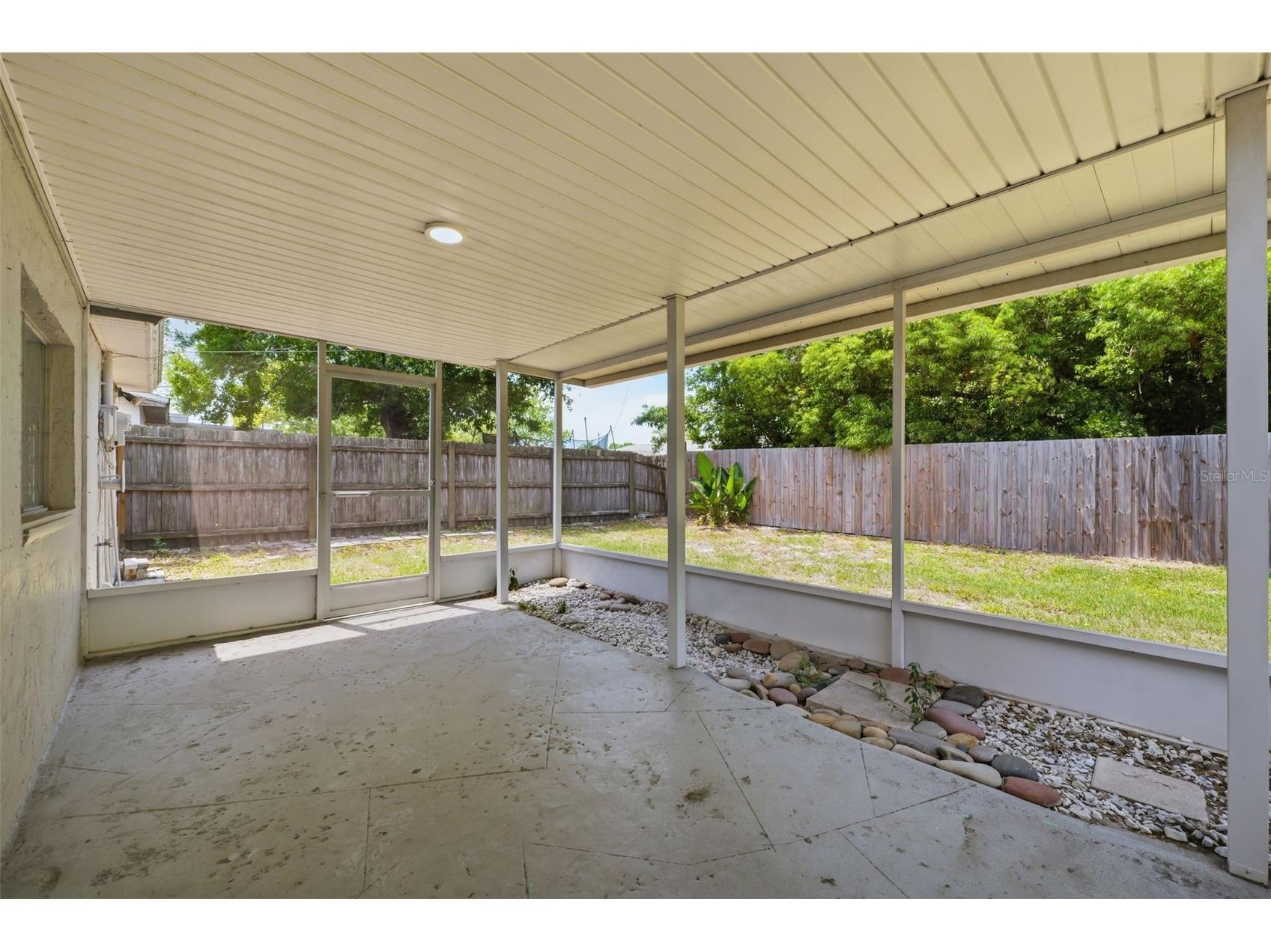 3303 Williamsburg Loop Holiday FL 34691 TB8498940 image24