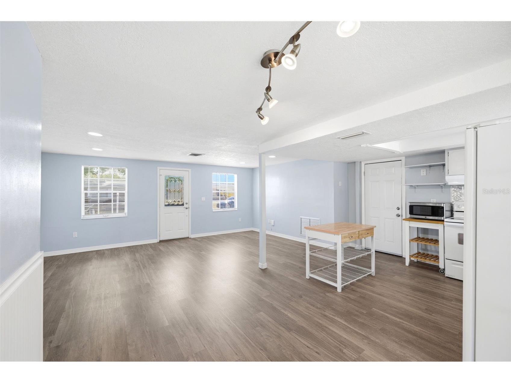 3303 Williamsburg Loop Holiday FL 34691 TB8498940 image9
