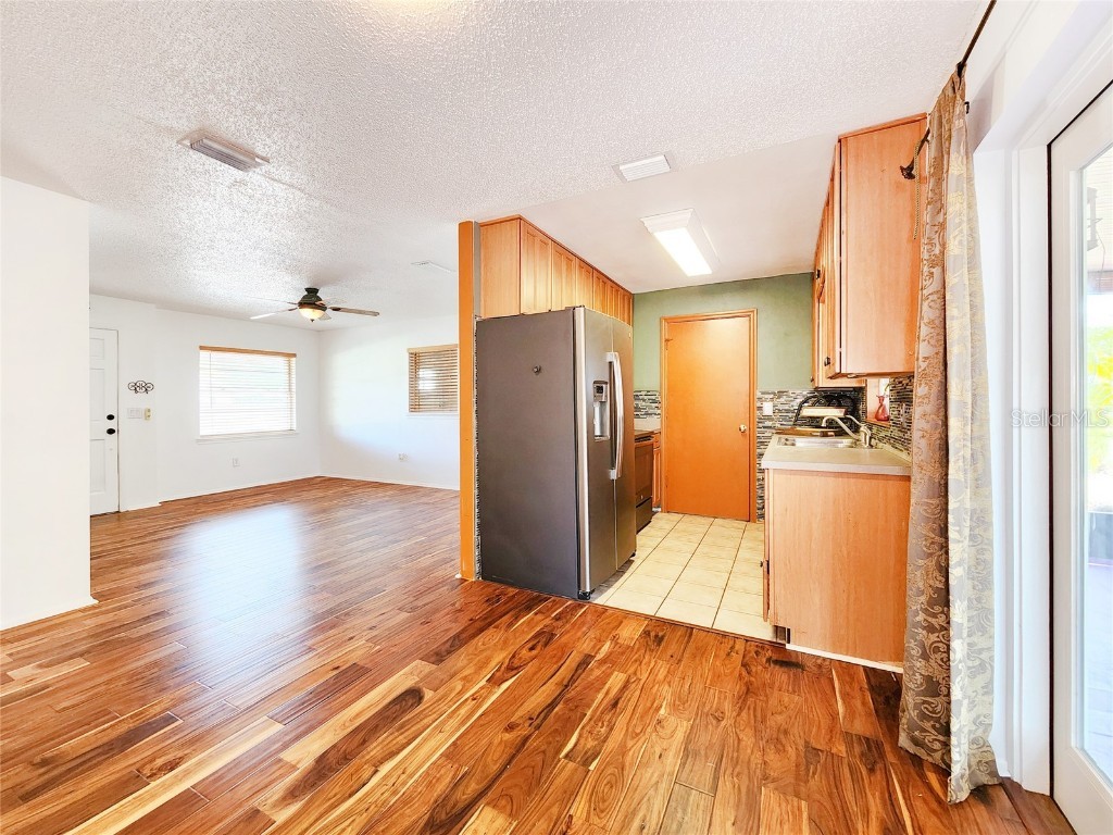 3304 Alamar Street Lutz FL 33558 TB8398164 image8