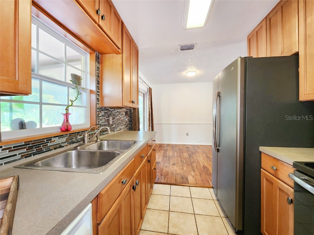 3304 Alamar Street Lutz FL 33558 TB8398164 image9