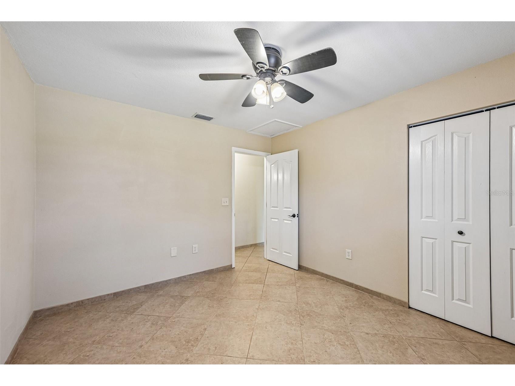 3304 Swaan Lane Sarasota FL 34235 A4696227 image20