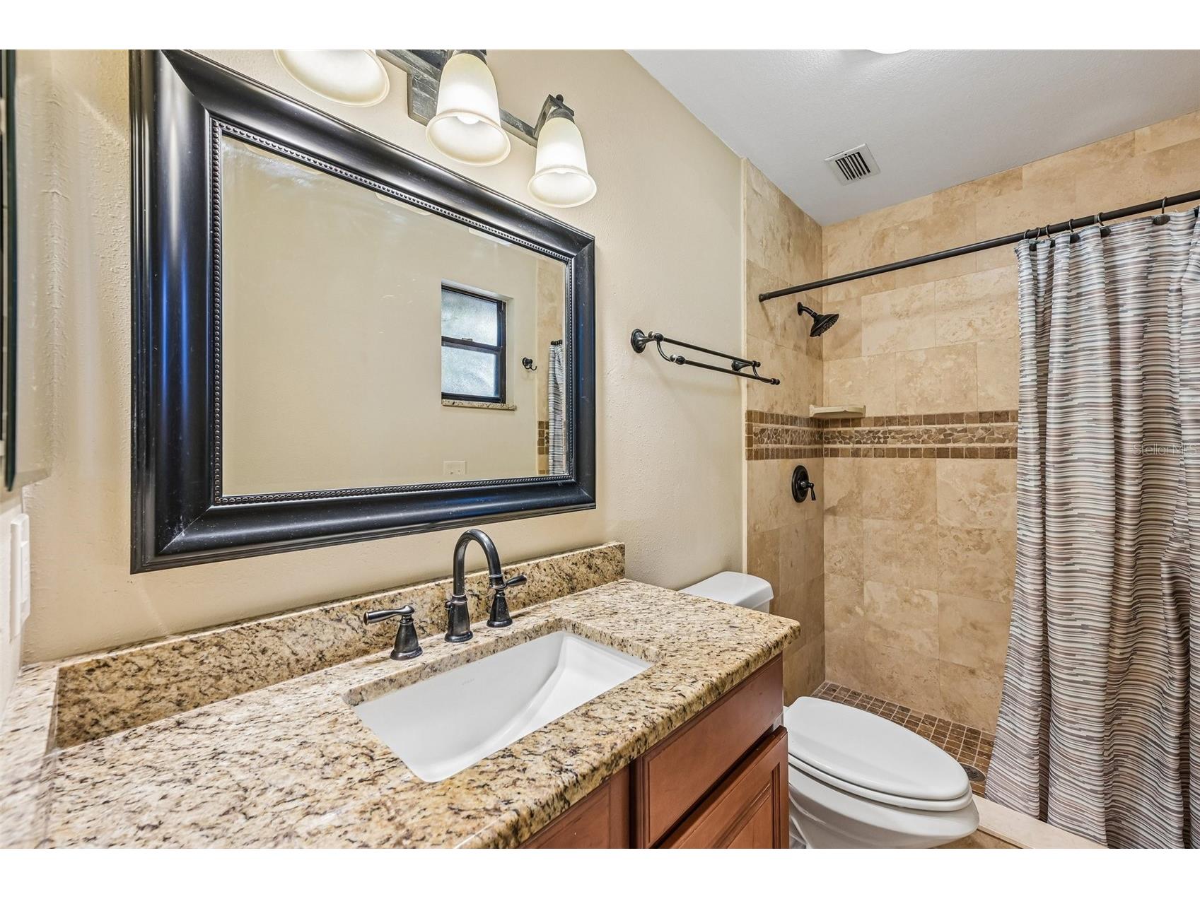 3304 Swaan Lane Sarasota FL 34235 A4696227 image25