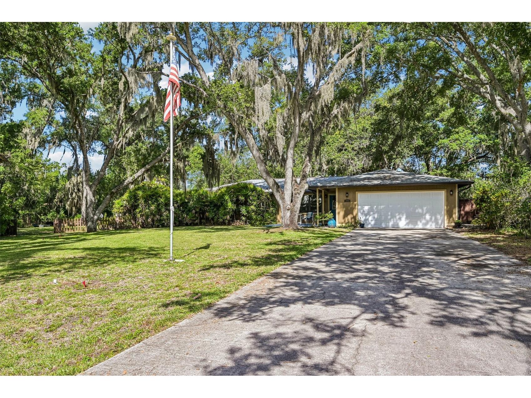 3304 Swaan Lane Sarasota FL 34235 A4696227 image3