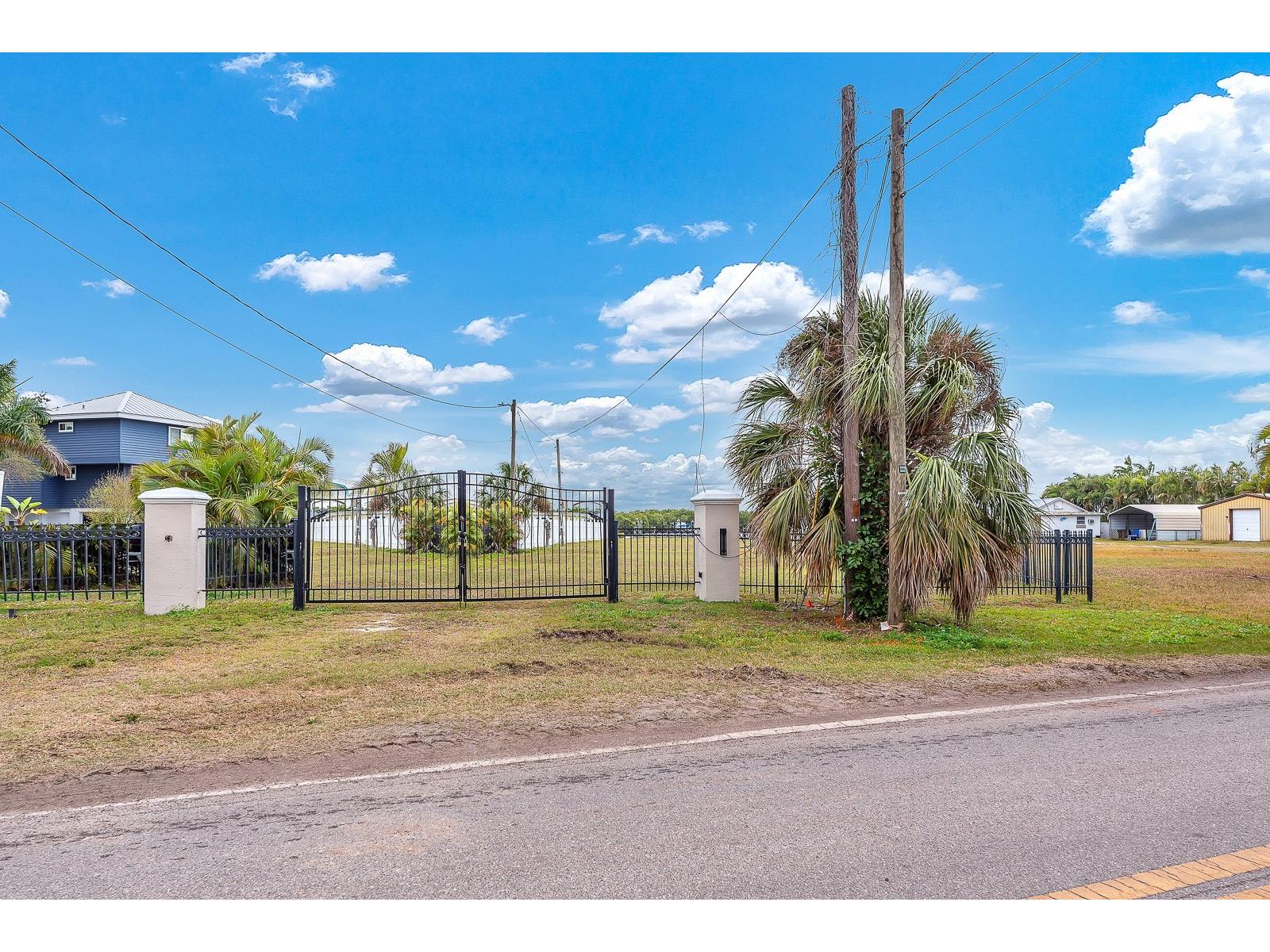 3304 W Shell Point Road Ruskin FL 33570 - LITTLE MANATEE RIVER/TAMPA BAY TB8468031 image4