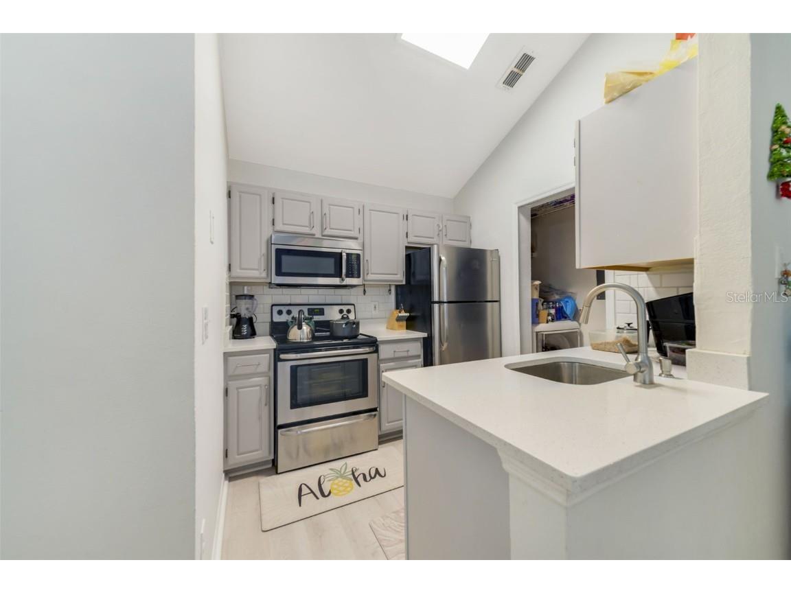 3304 Westchester Square Boulevard #205 Orlando FL 32835 O6367530 image6