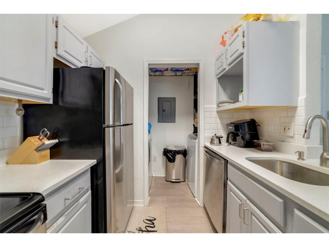 3304 Westchester Square Boulevard #205 Orlando FL 32835 O6367530 image7