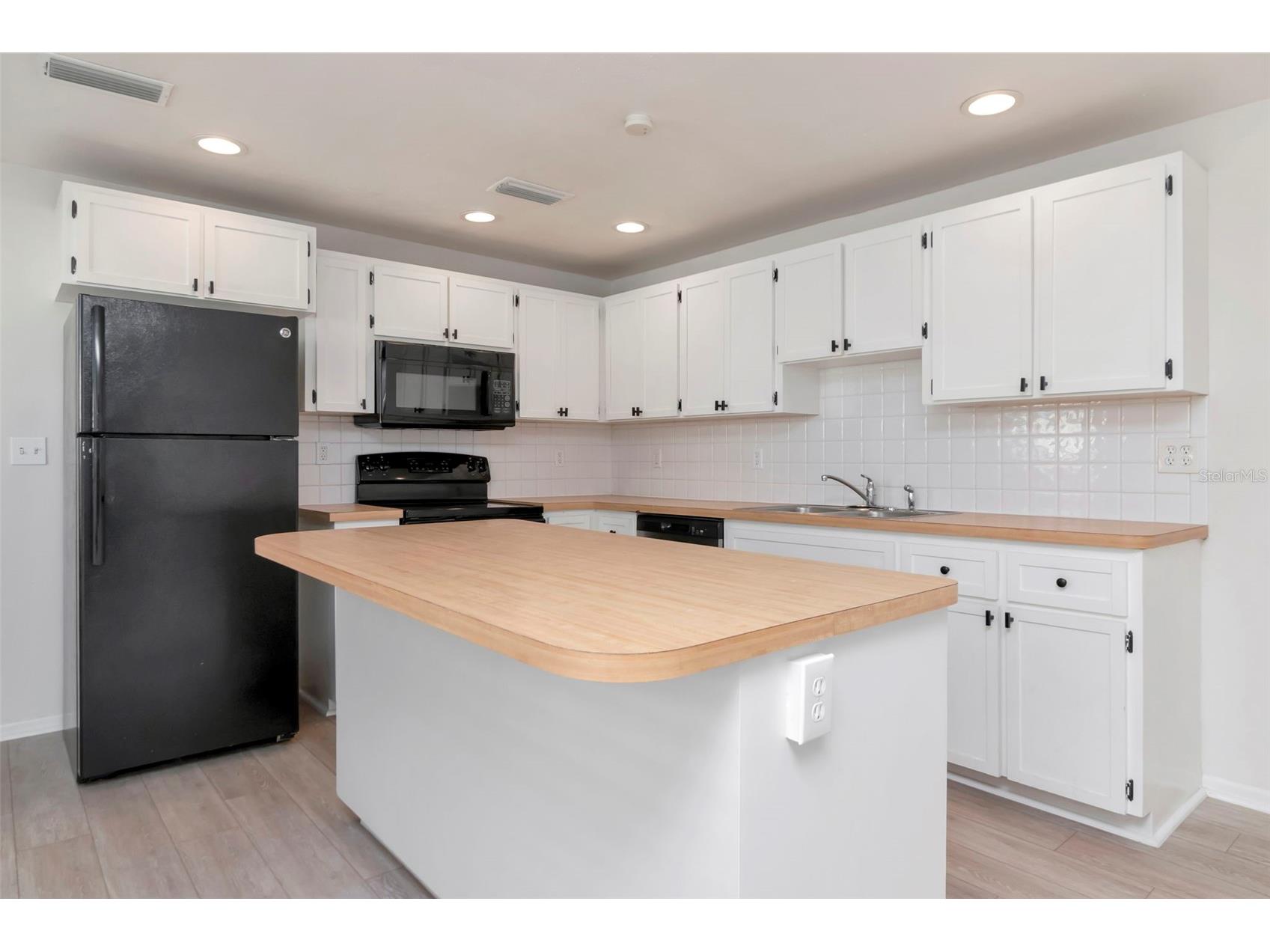 3305 56th Avenue N Saint Petersburg FL 33714 TB8479821 image13