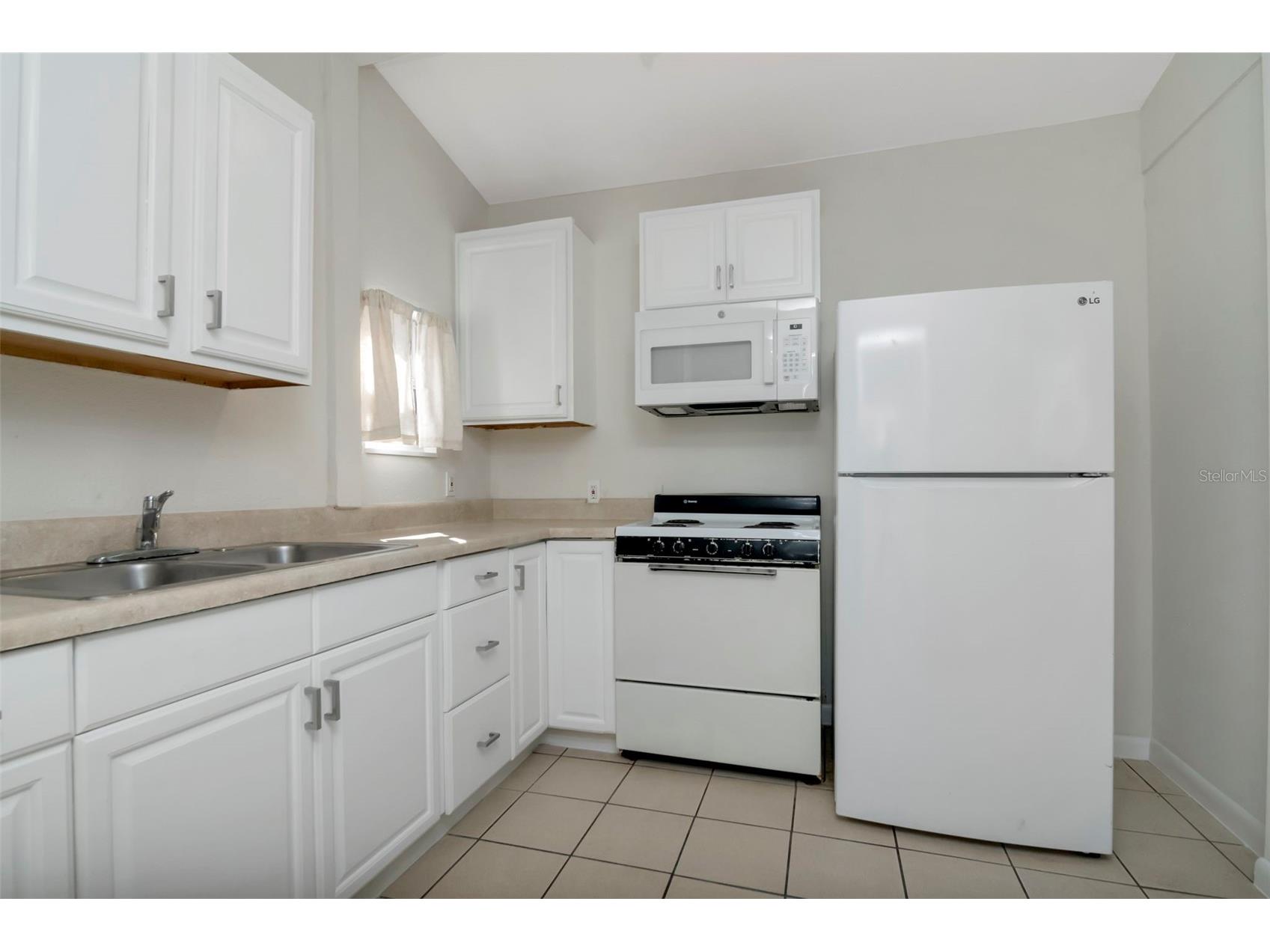 3305 56th Avenue N Saint Petersburg FL 33714 TB8479821 image53