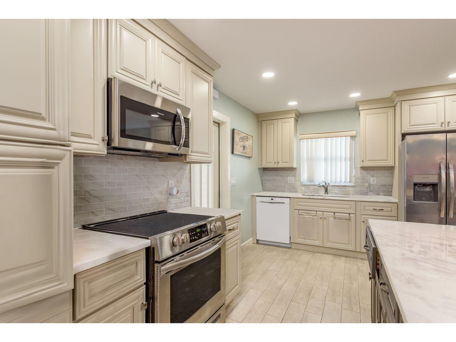 3305 Gorse Court Palm Harbor FL 34684 TB8485555 image7
