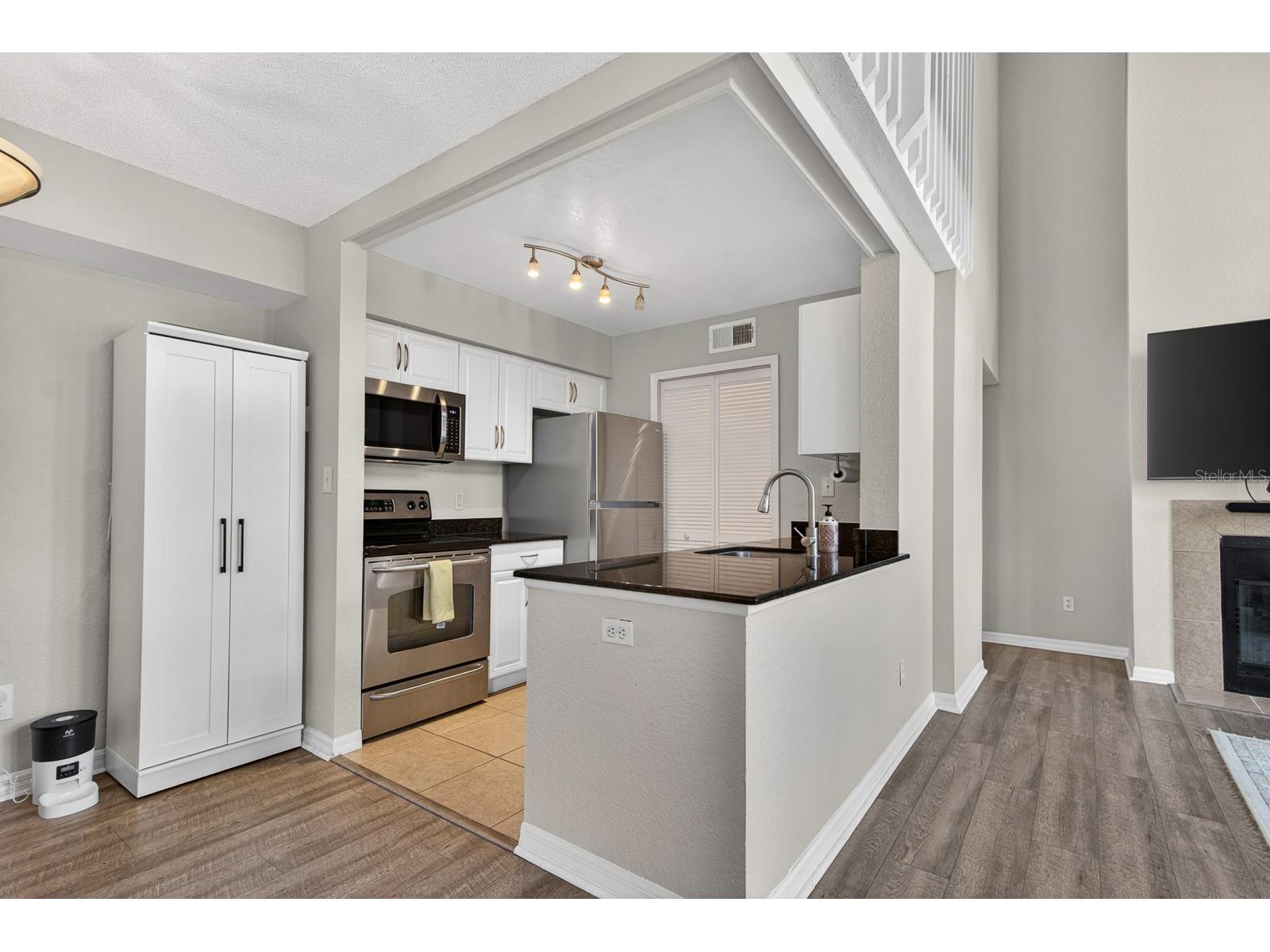 3305 Haviland Court #301 Palm Harbor FL 34684 TB8510859 image15