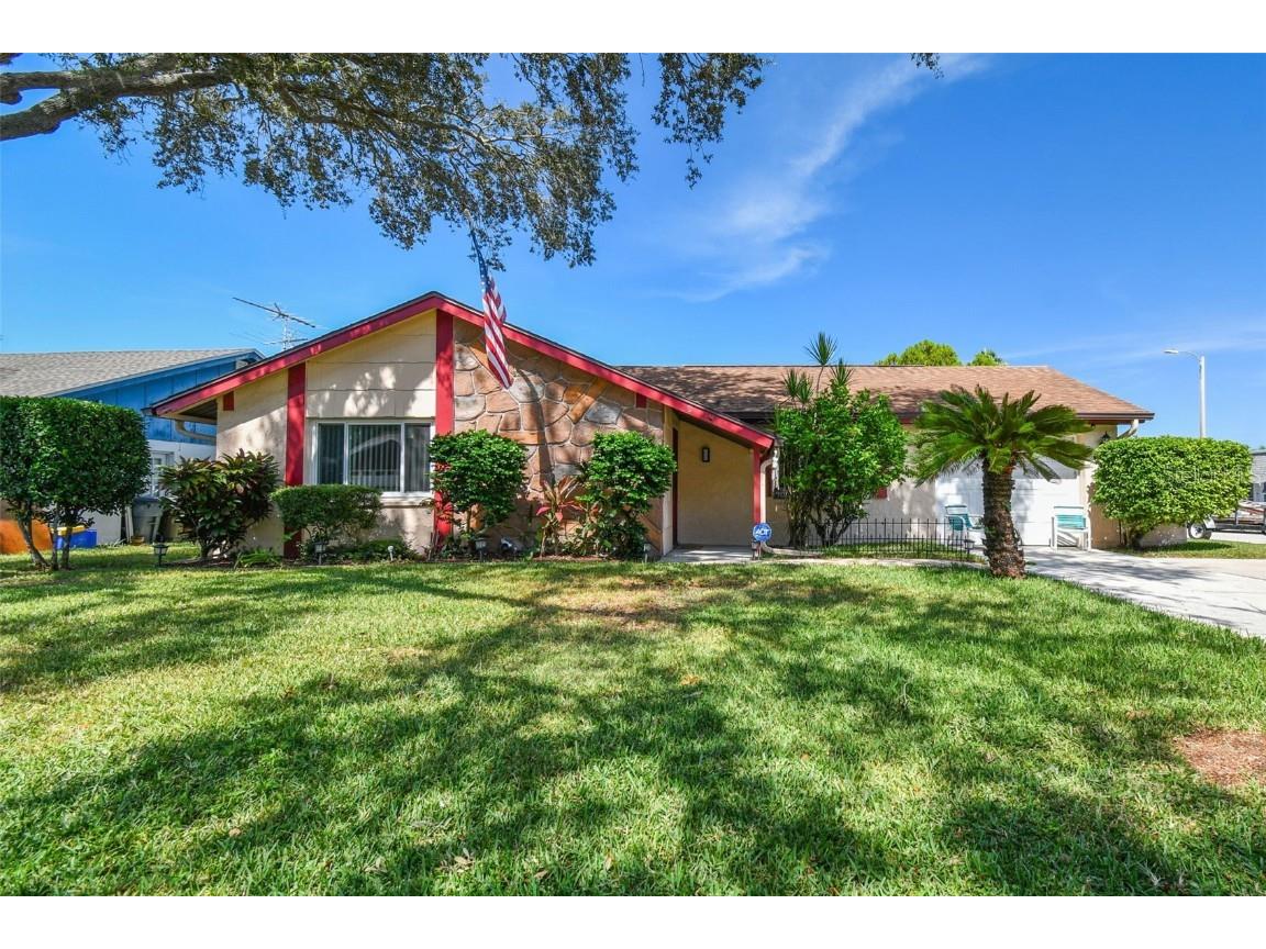 3305 Honeymoon Lane Holiday FL 34691 U8223878 image1