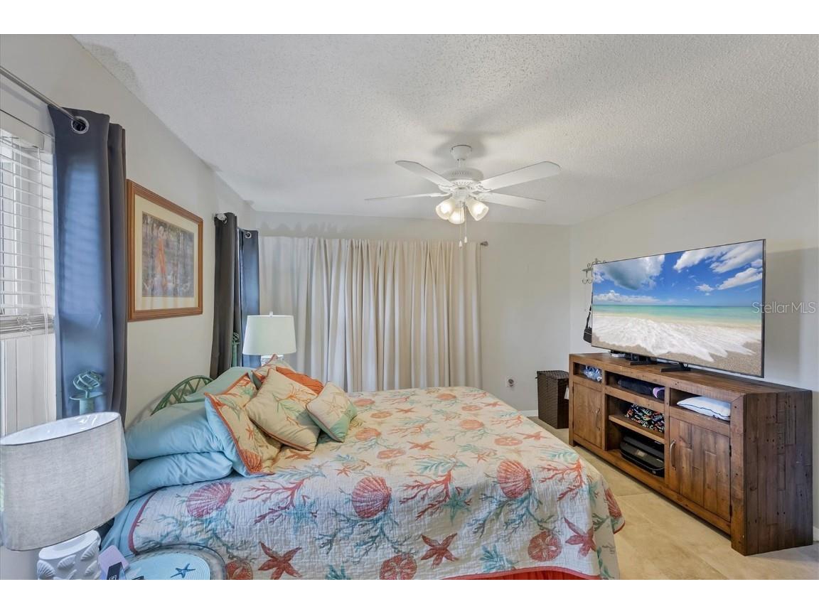 3305 Vivienda Boulevard Bradenton FL 34207 D6142819 image21