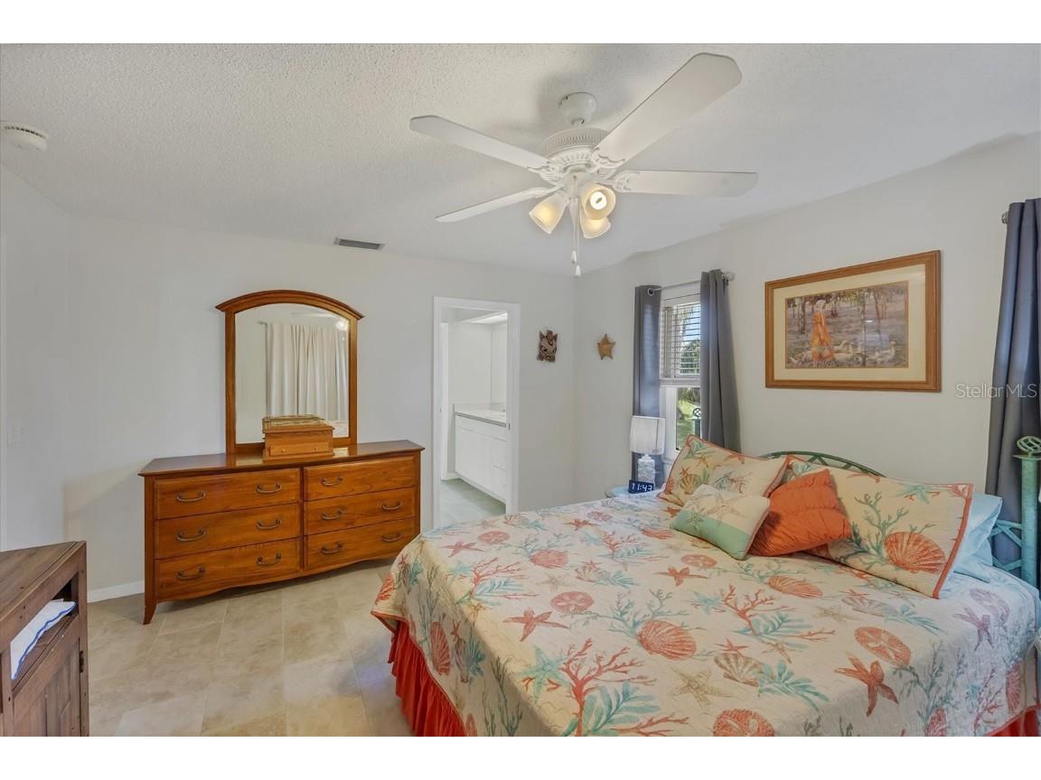 3305 Vivienda Boulevard Bradenton FL 34207 D6142819 image22