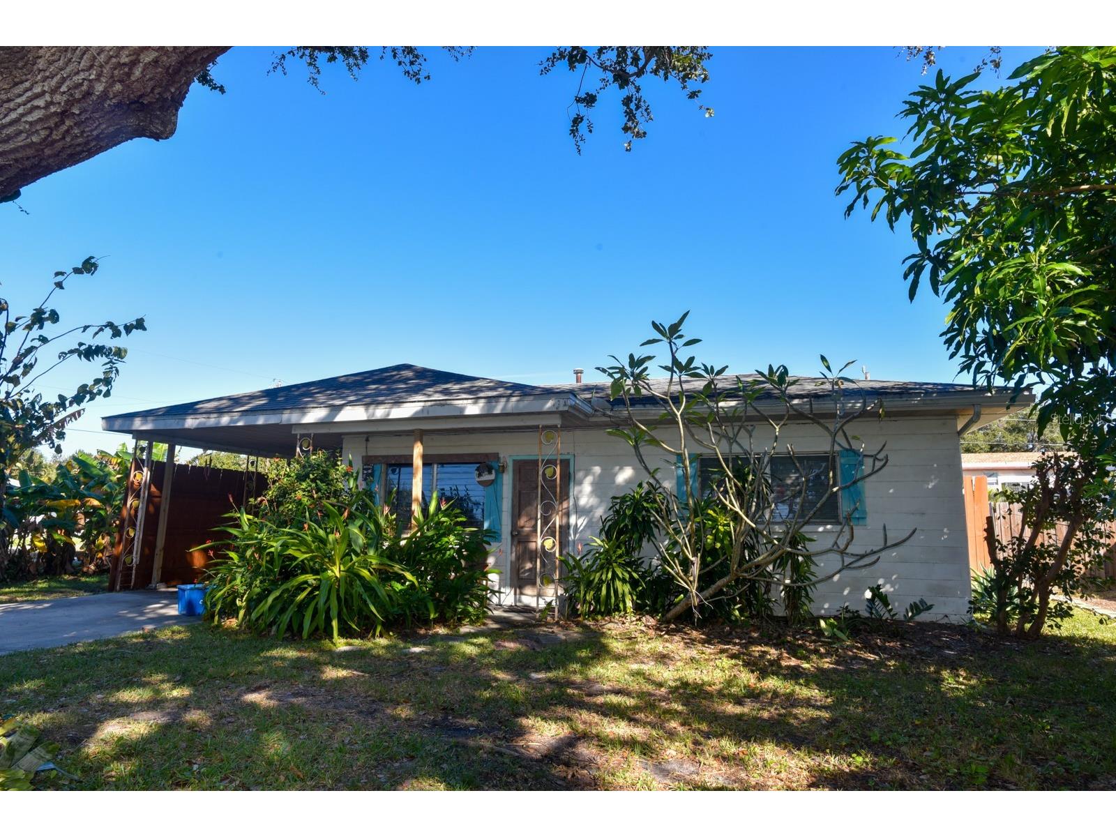 3305 Williamsburg Street Sarasota FL 34231 A4669294 image1