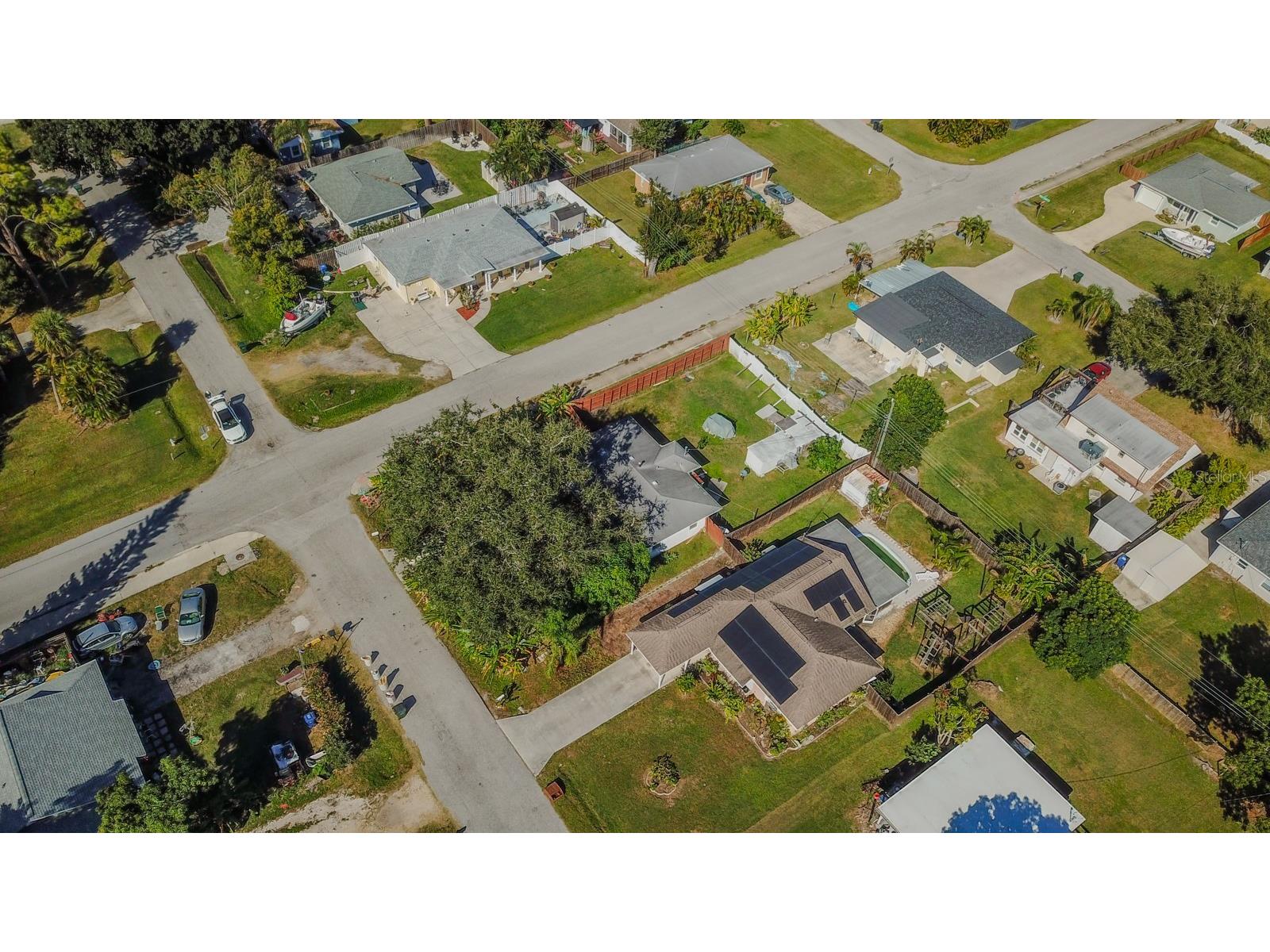 3305 Williamsburg Street Sarasota FL 34231 A4669294 image3