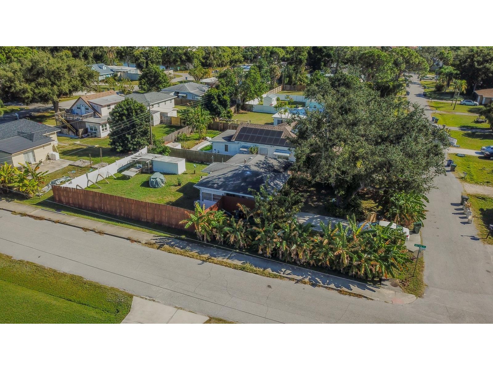 3305 Williamsburg Street Sarasota FL 34231 A4669294 image5