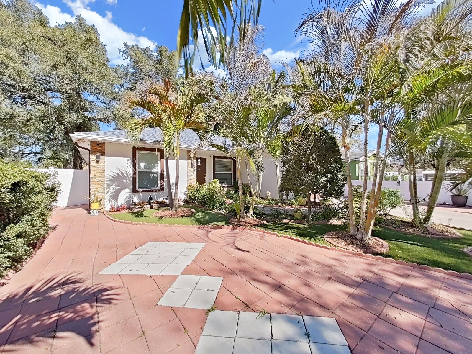 3306 E Chelsea Street Tampa FL 33610 TB8475729 image1